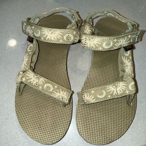 Teva Women's Olive Floral-Print Hook-and-Loop Sandals